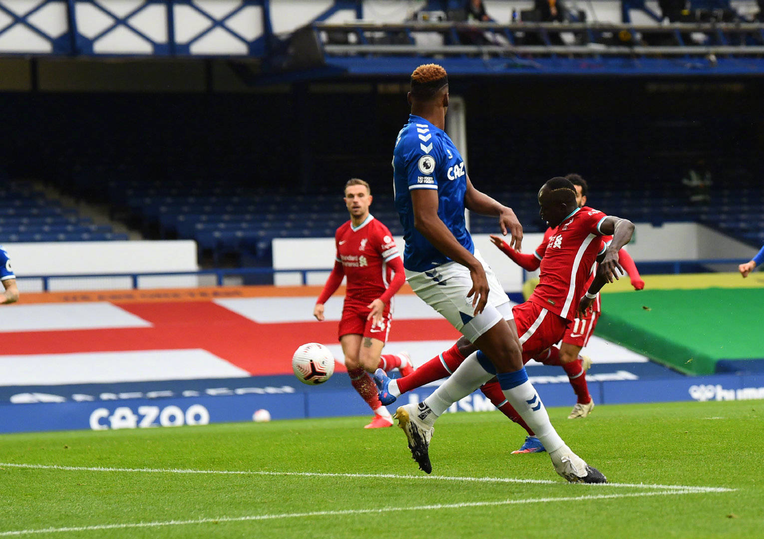 姆热刺的成 姆热刺的成